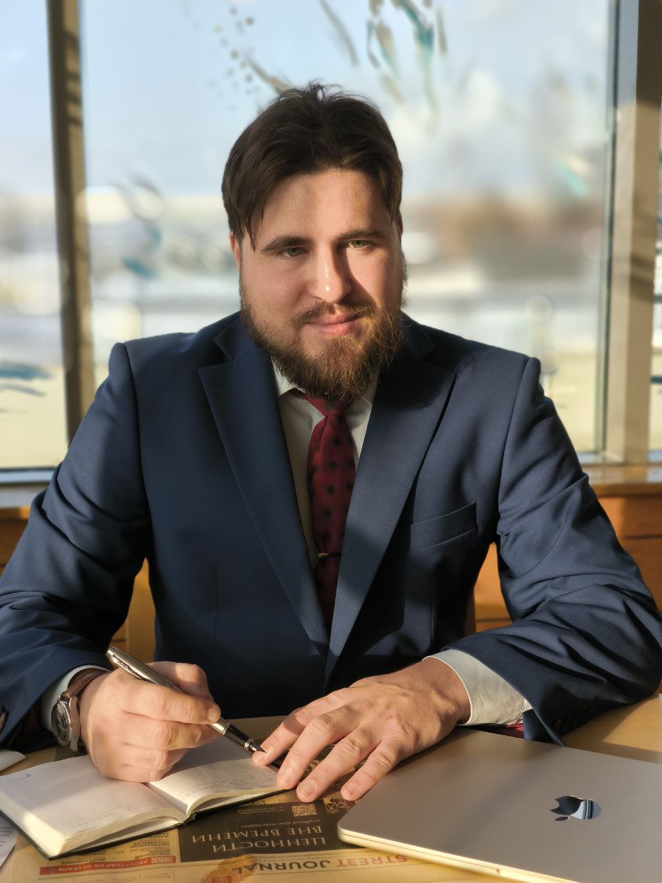 Олег Голенищев